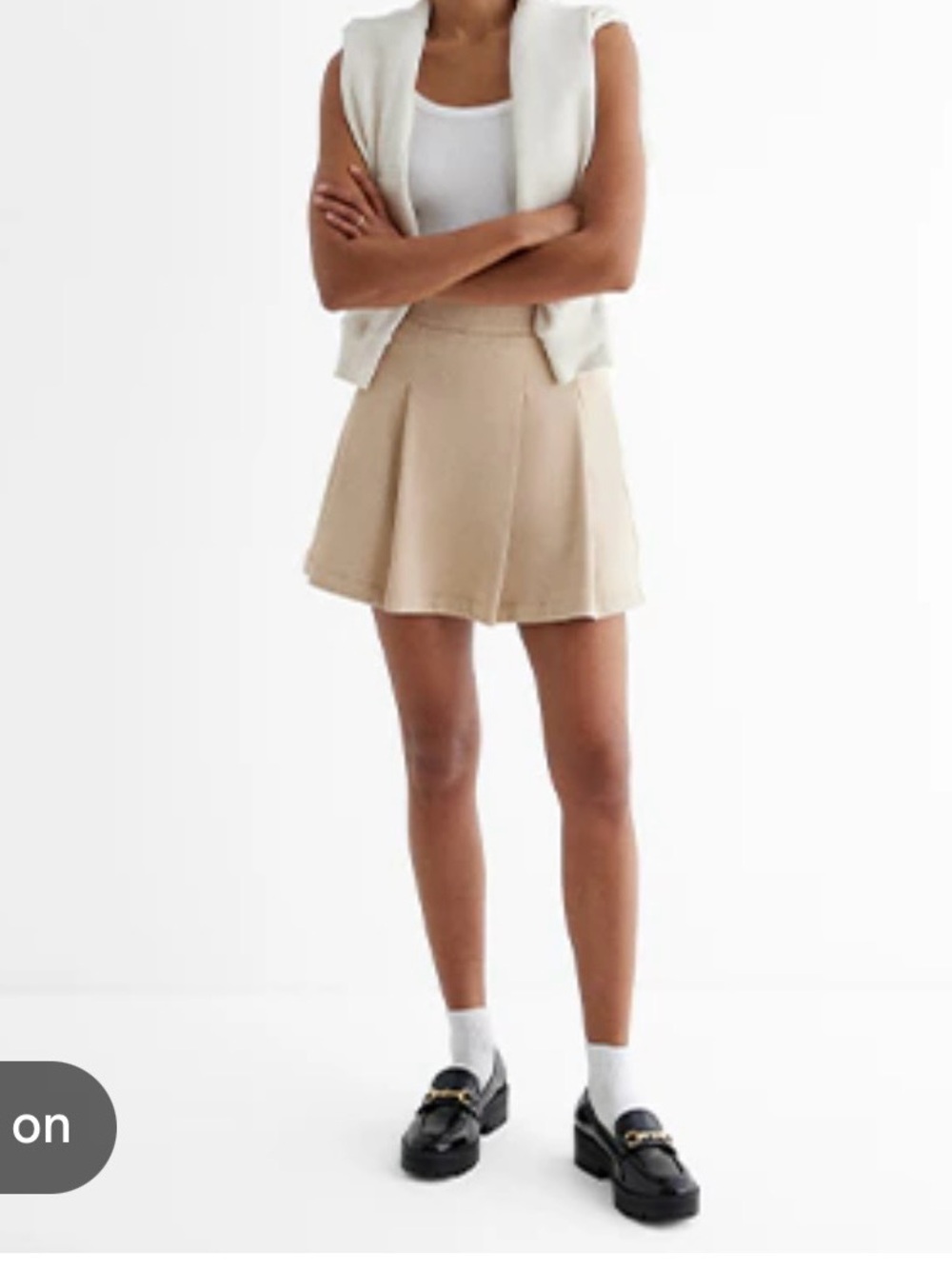 Express Beige Pleated Women's Skort